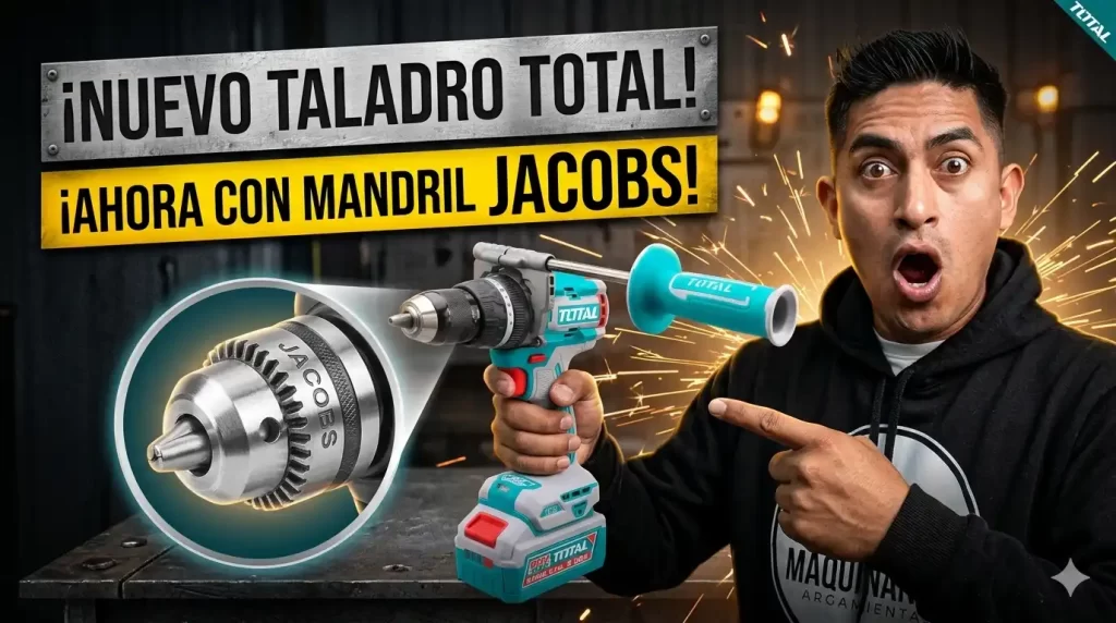 Taladro inalámbrico TOTAL de 166Nm con mandril metálico Jacobs profesional sobre banco de trabajo.